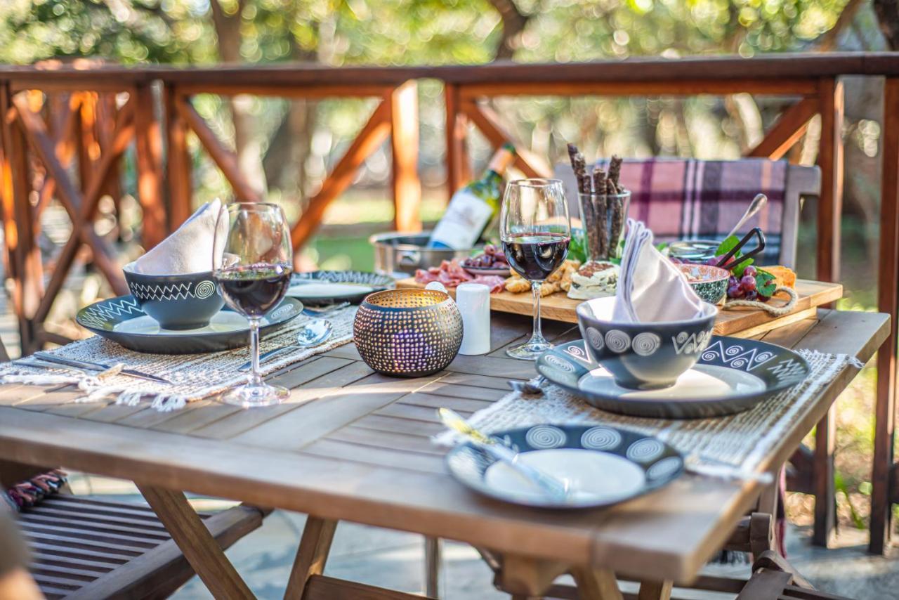 Dinkweng Safari Lodge The Waterberg Biosphere Luaran gambar