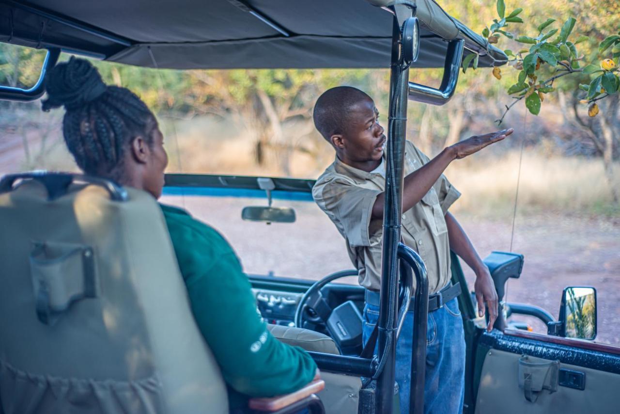 Dinkweng Safari Lodge The Waterberg Biosphere Luaran gambar