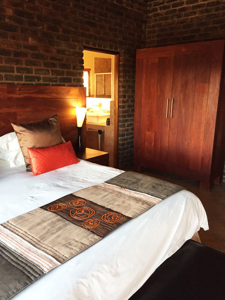 Dinkweng Safari Lodge The Waterberg Biosphere Luaran gambar